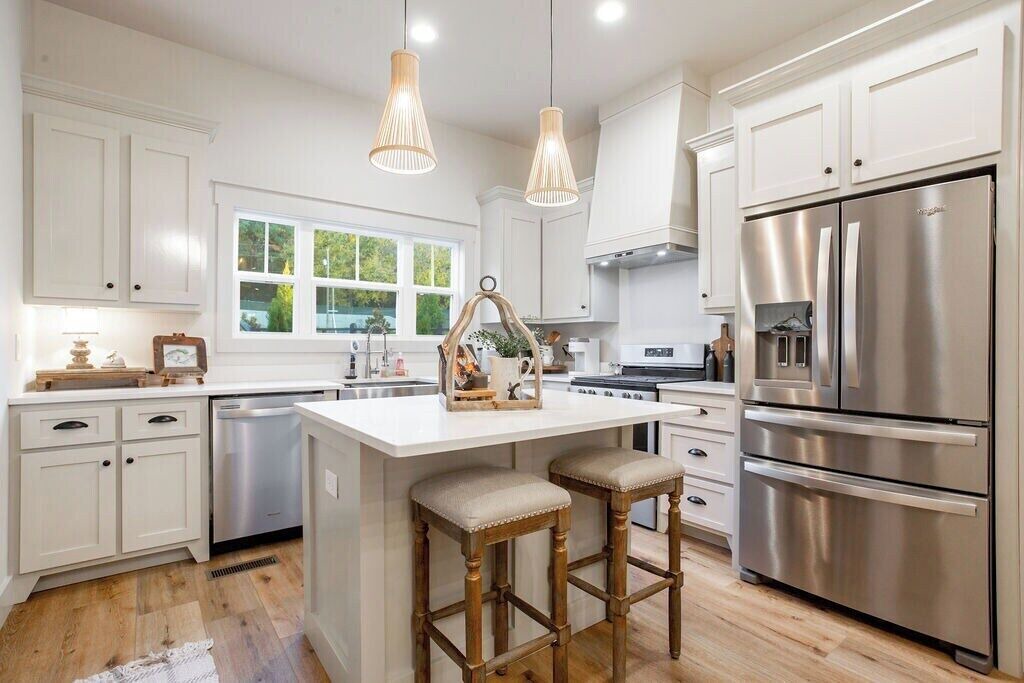 Photo of Kitchen in Guntersville