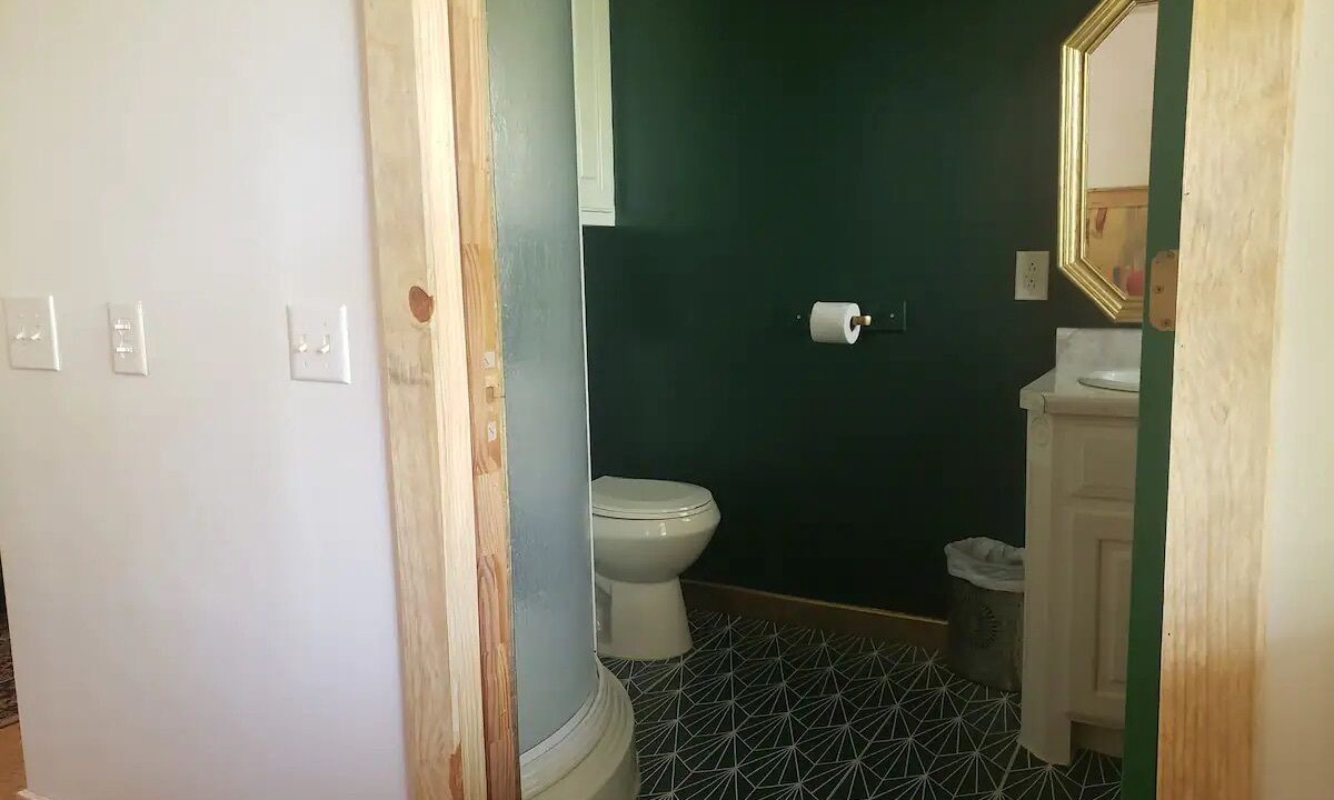 Photo of Bathroom in Blountsville