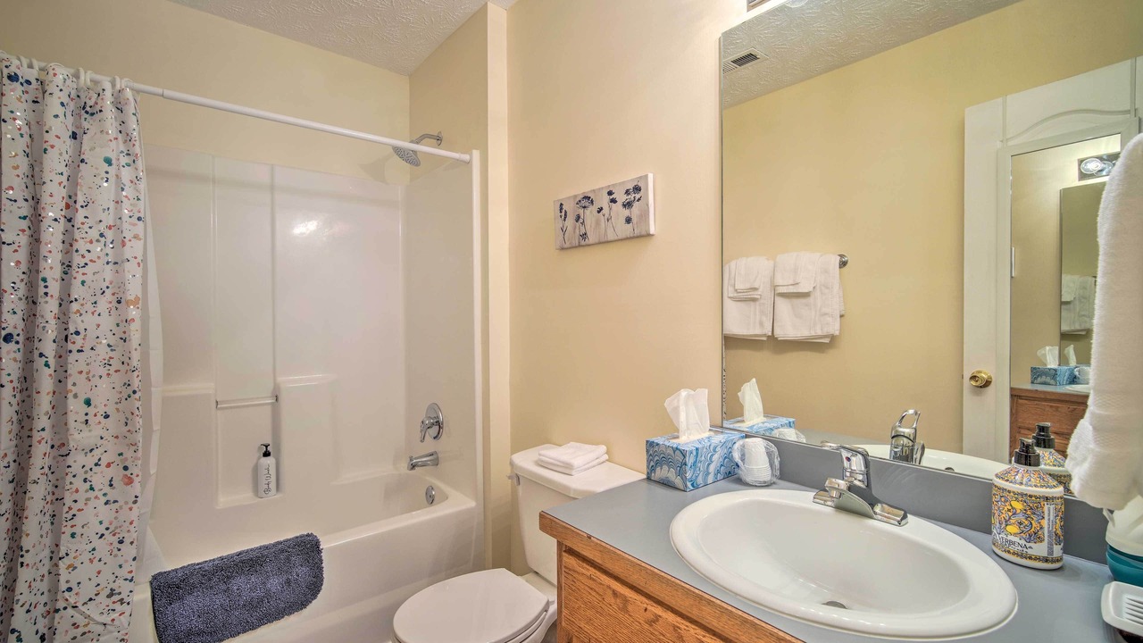 Photo of Bathroom in Euharlee