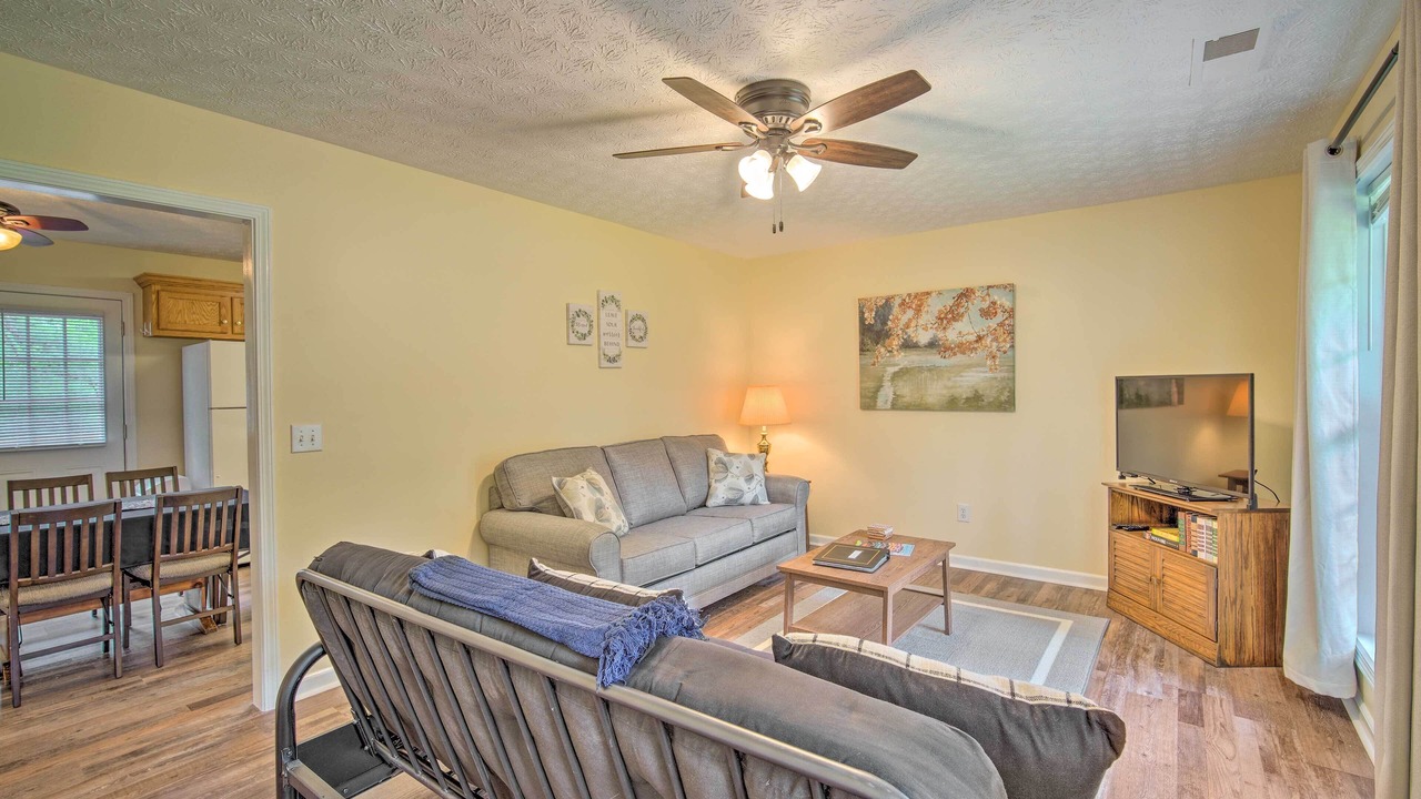 Photo of Bedroom in Euharlee