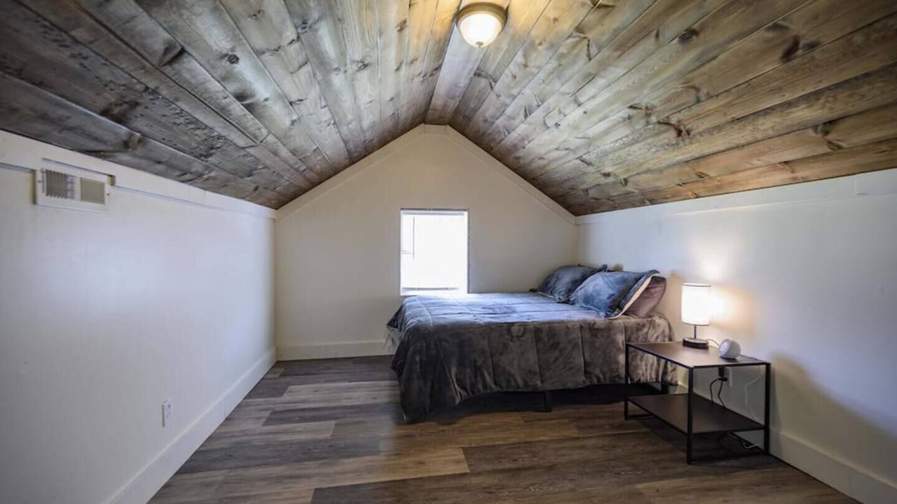 Photo of Bedroom in Decherd