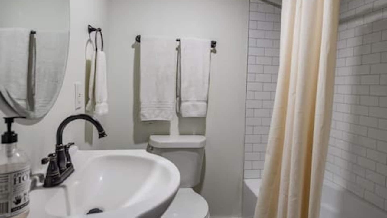Photo of Bathroom in Decherd