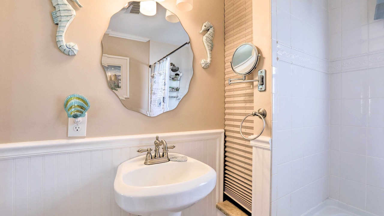 Photo of Bathroom in Brick