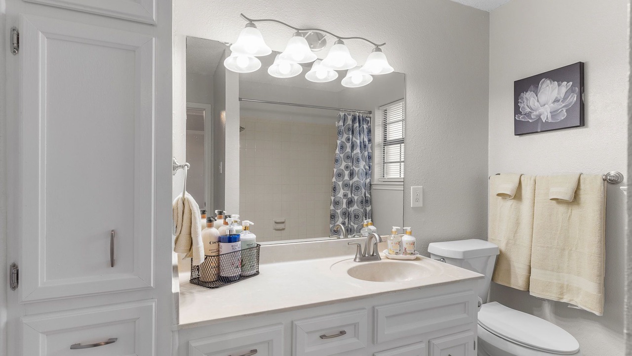 Photo of Bathroom in Killeen