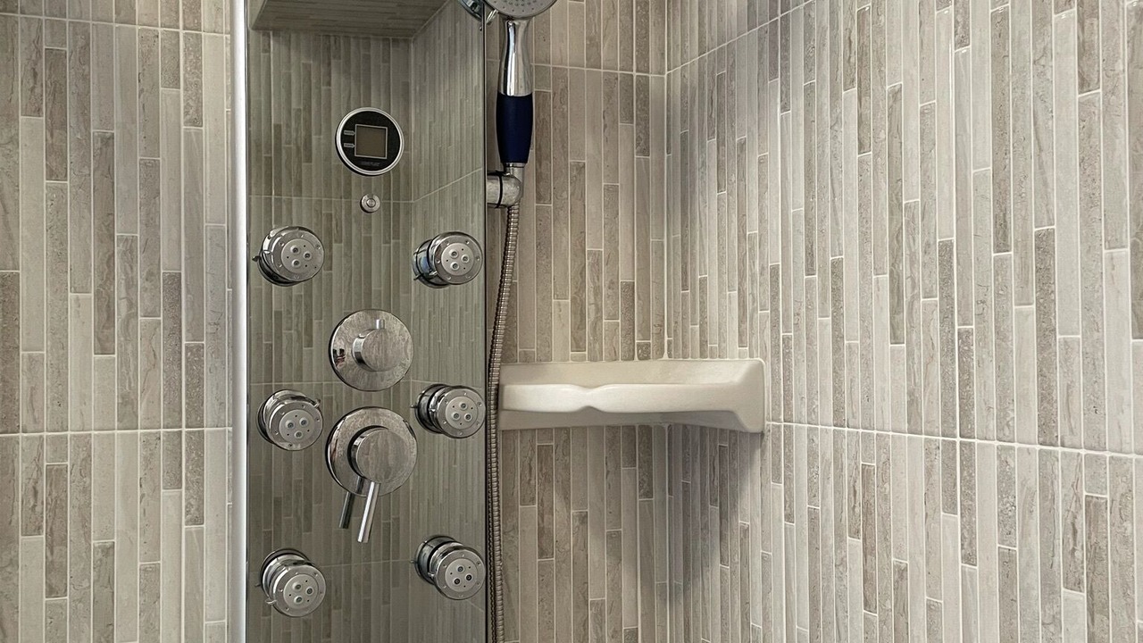 Photo of Bathroom in Beach Haven West