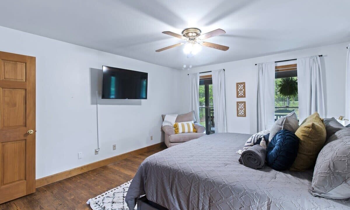Photo of Bedroom in Rising Fawn
