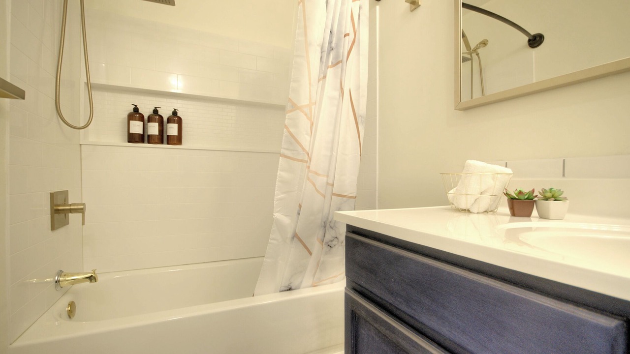 Photo of Bathroom in Whitesboro