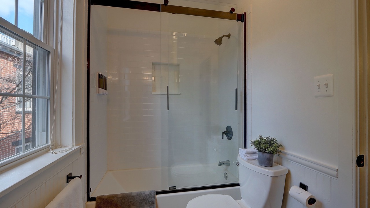 Photo of Bathroom in Fells Point