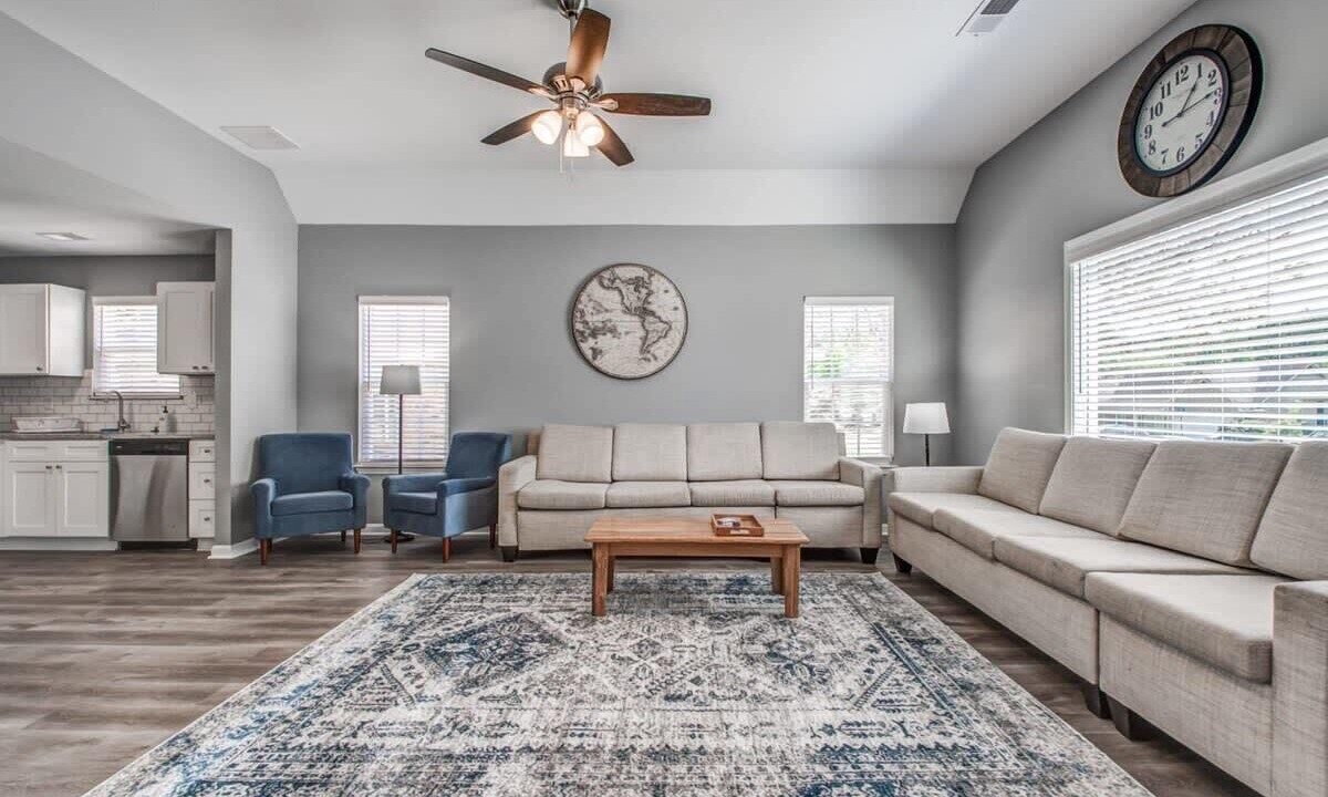 Photo of Livingroom in Ellendale