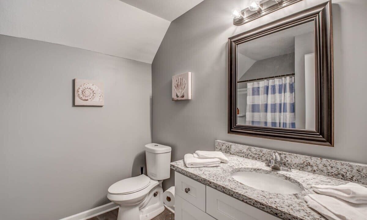 Photo of Bathroom in Ellendale
