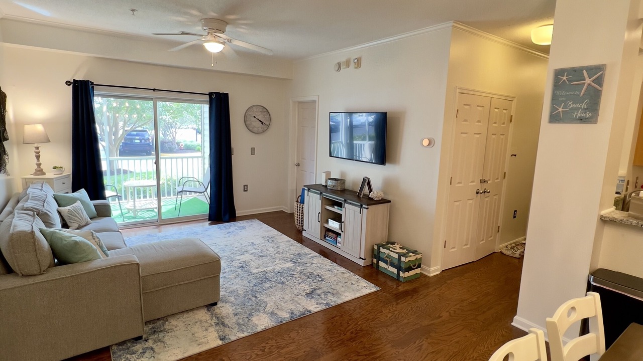 Photo of Livingroom in Villages of Five Points