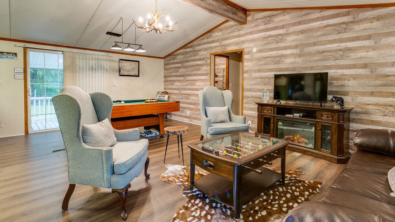 Photo of Bedroom in Kodak