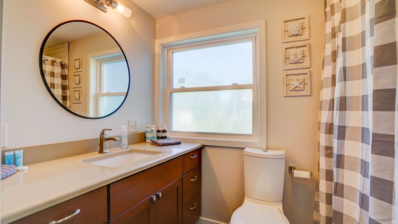 Photo of Bathroom in Edgerton