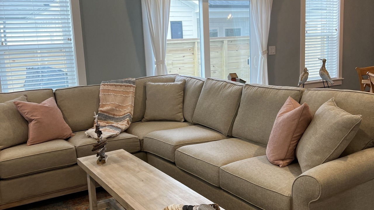 Photo of Livingroom in Corolla Light