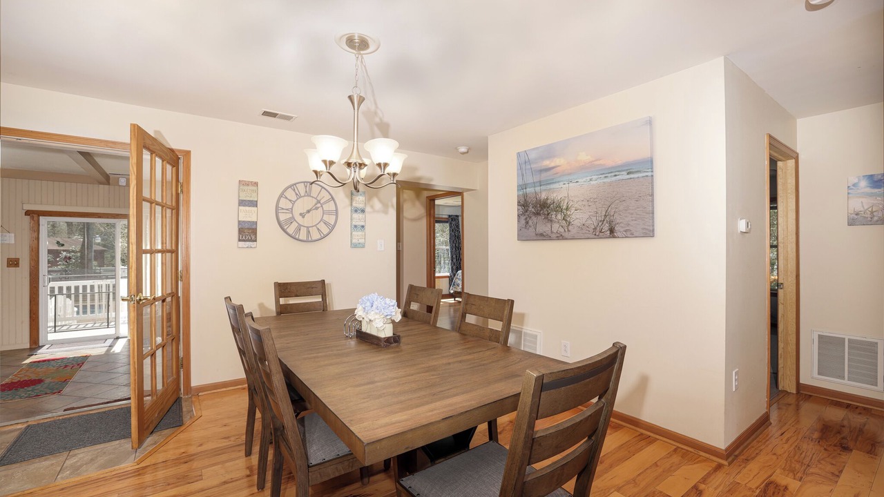 Photo of Livingroom in Lower Township