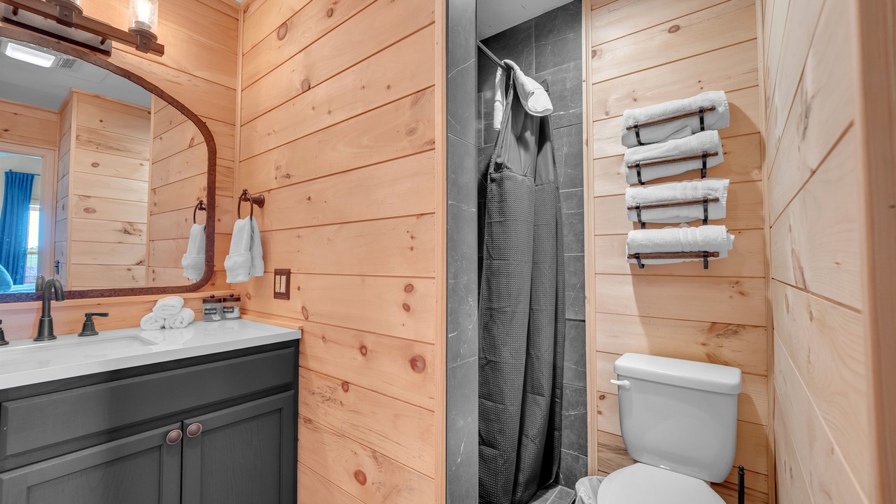 Photo of Bathroom in Beech Mountain