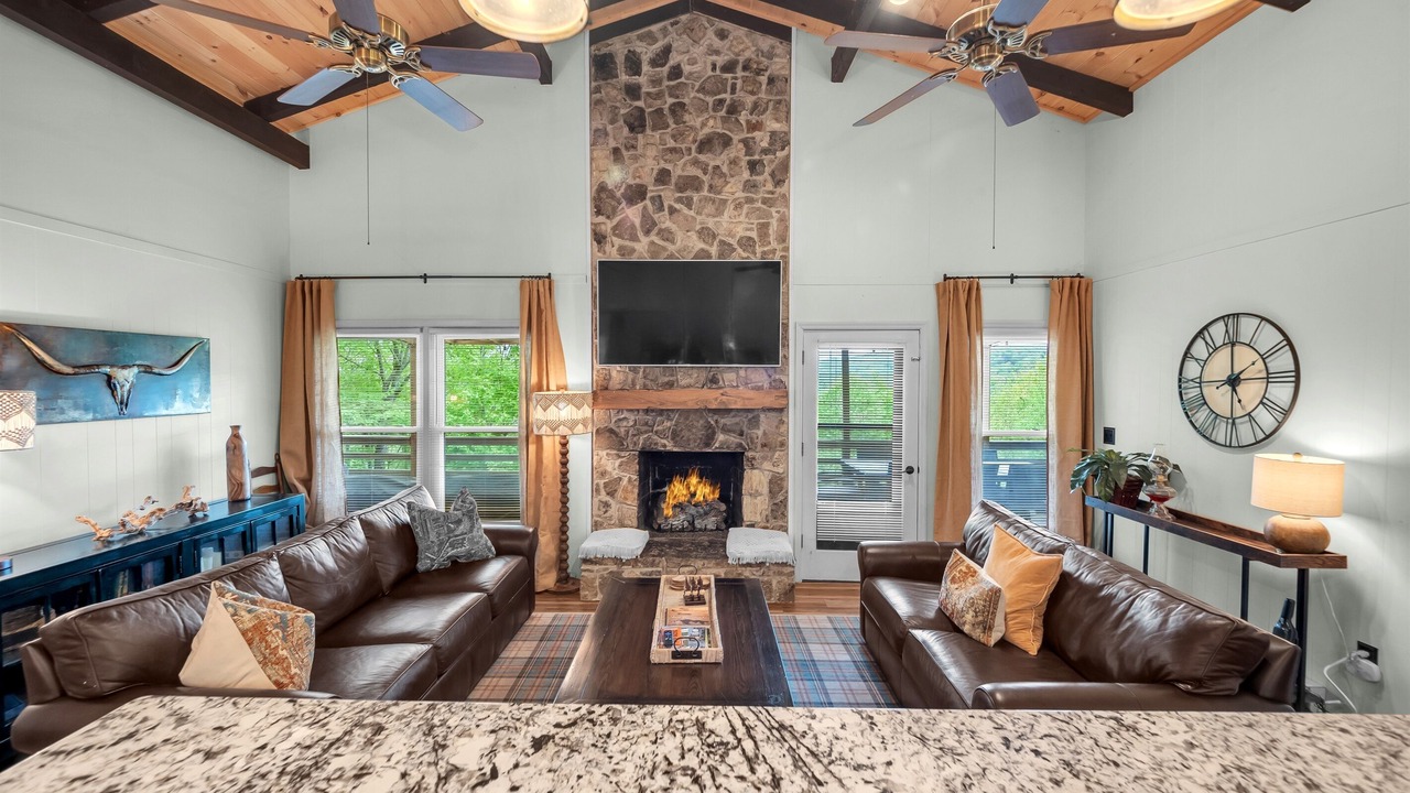 Photo of Livingroom in Beech Mountain