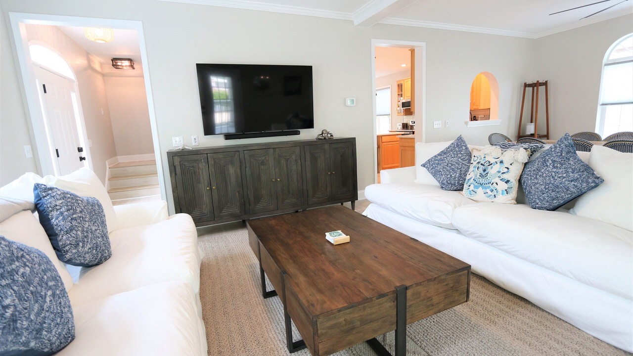 Photo of Livingroom in Arundel on the Bay