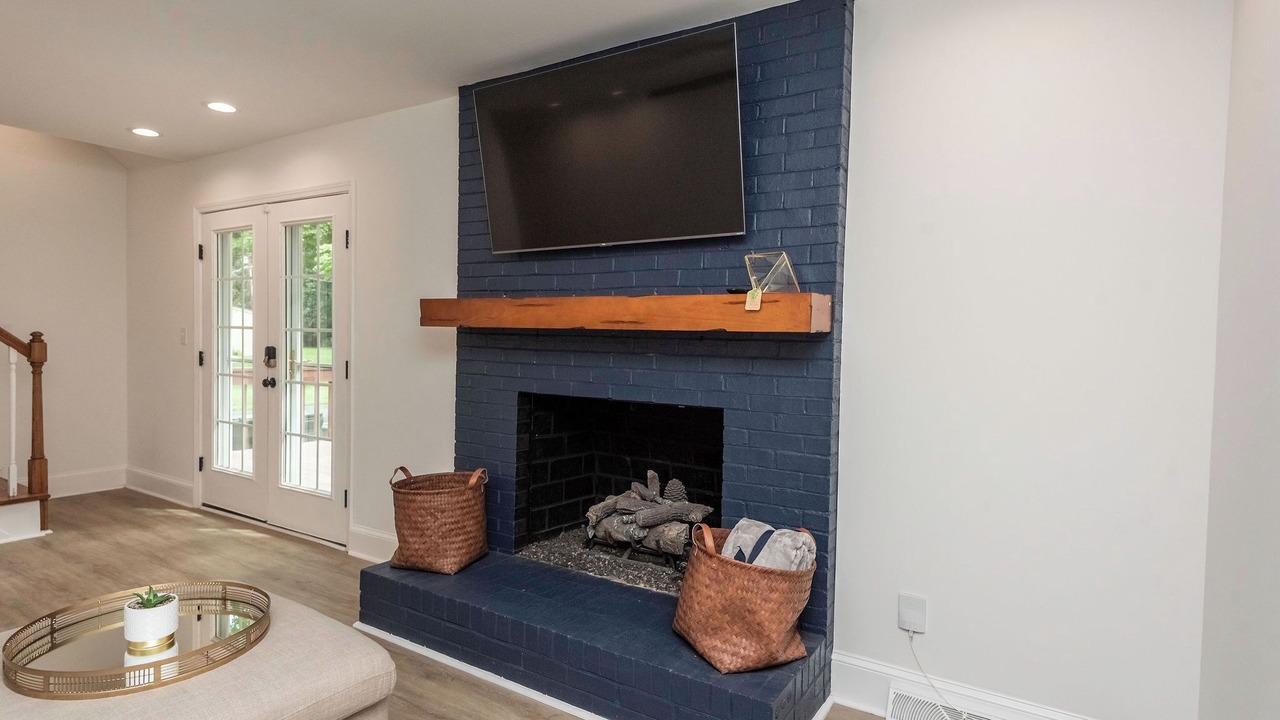 Photo of Livingroom in Mint Hill
