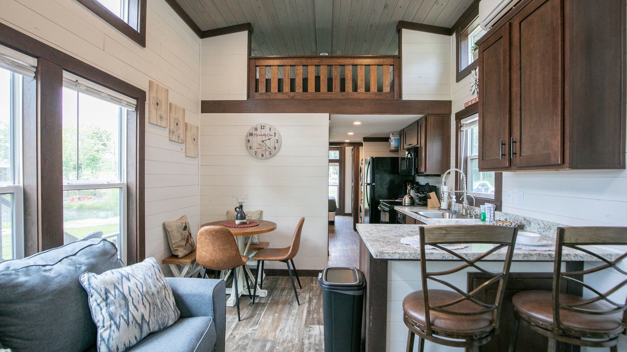 Photo of Livingroom in Tracy City