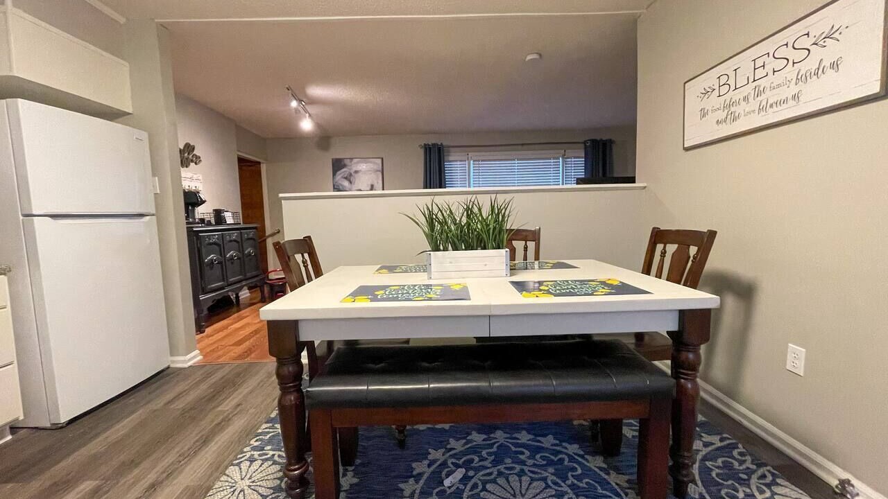Photo of Bedroom in Mount Berry