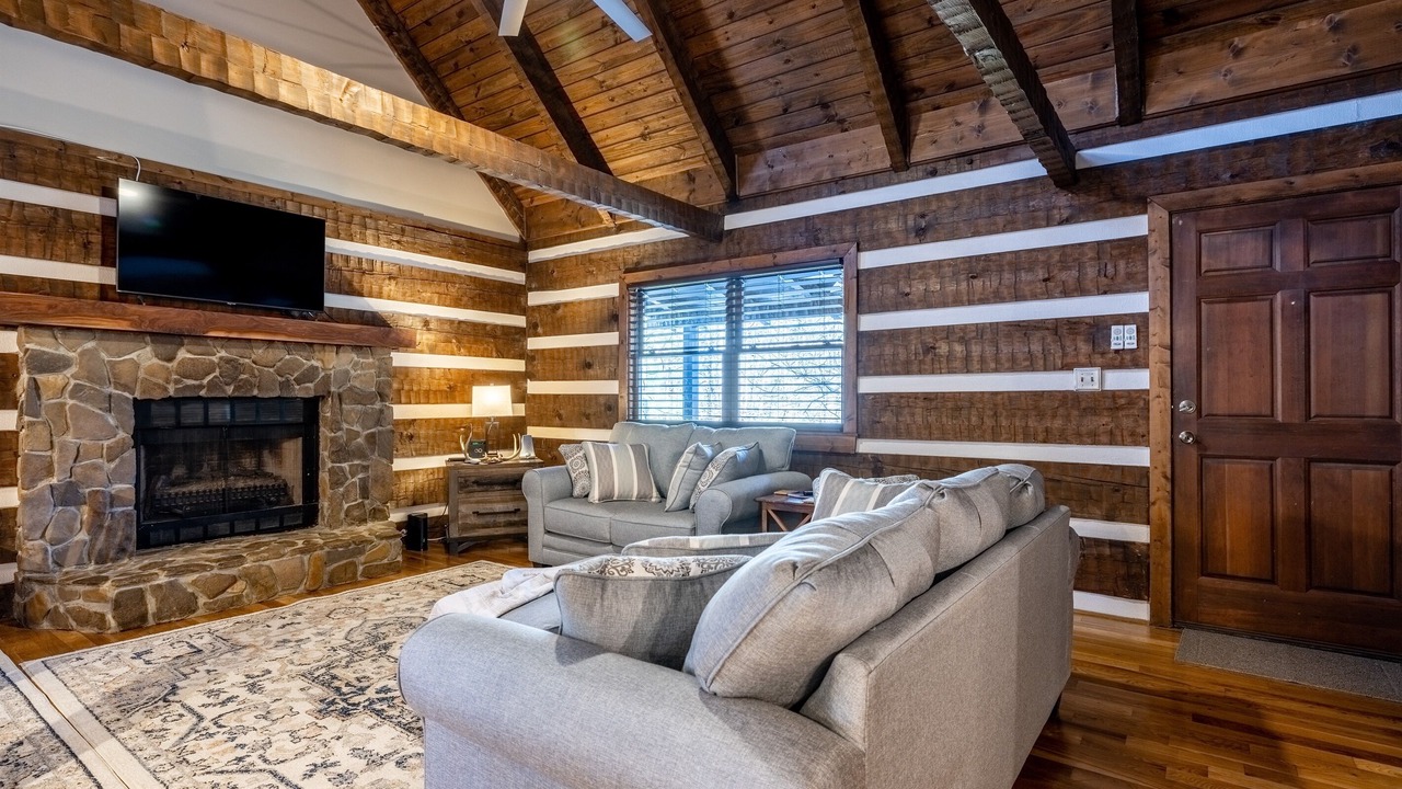 Photo of Livingroom in Cave Spring