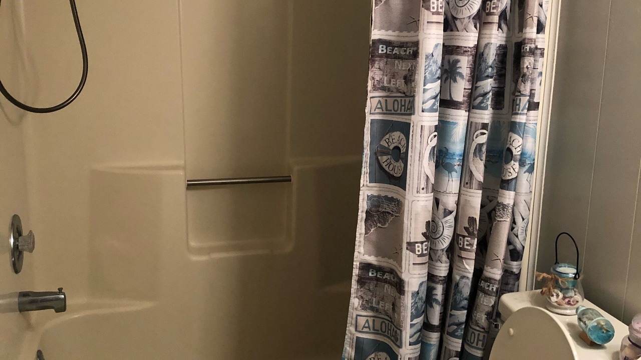 Photo of Bathroom in Caine Woods