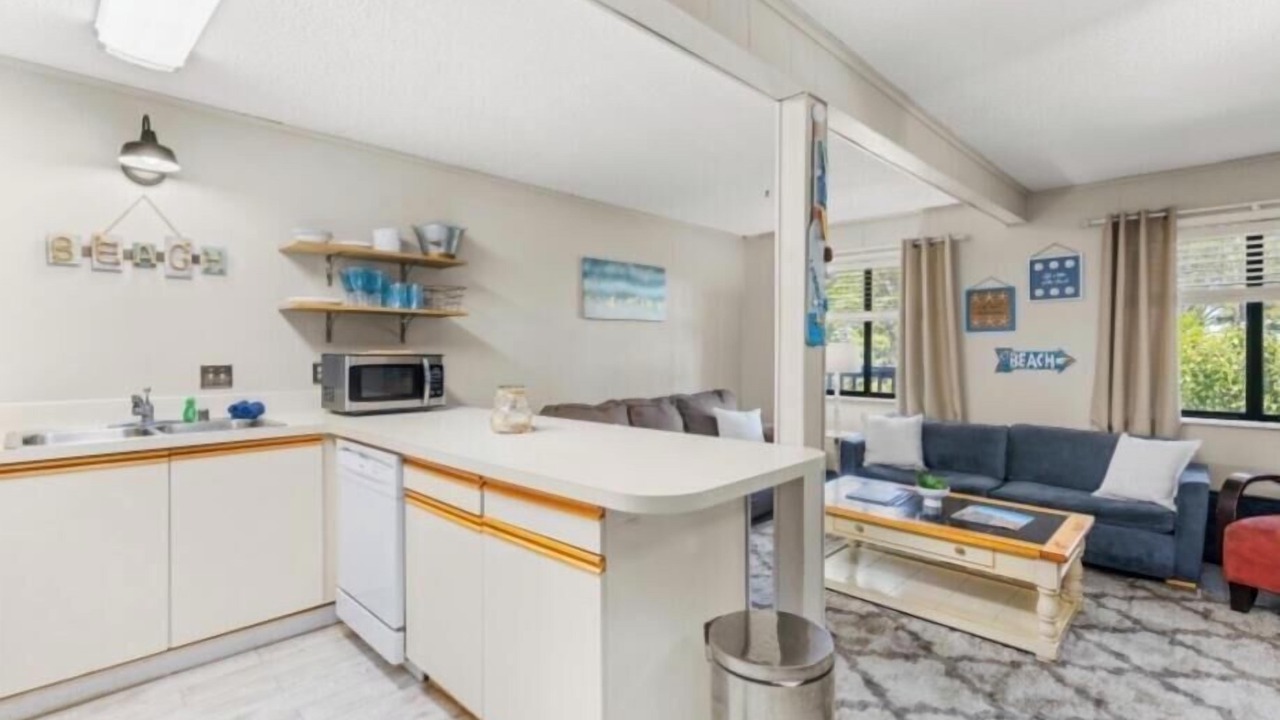 Photo of Kitchen in Caine Woods