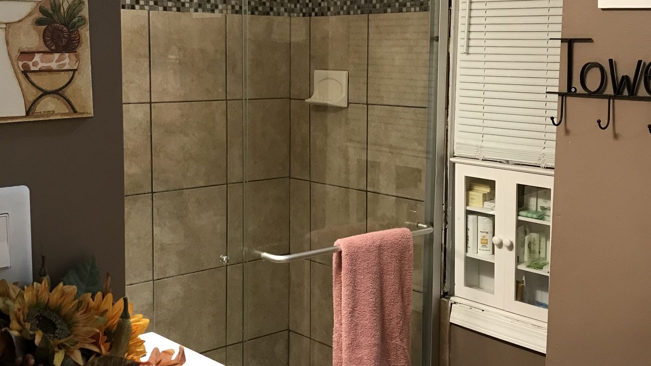 Photo of Bathroom in Davenport