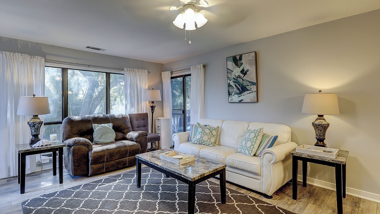 Photo of Livingroom in Palmetto Dunes