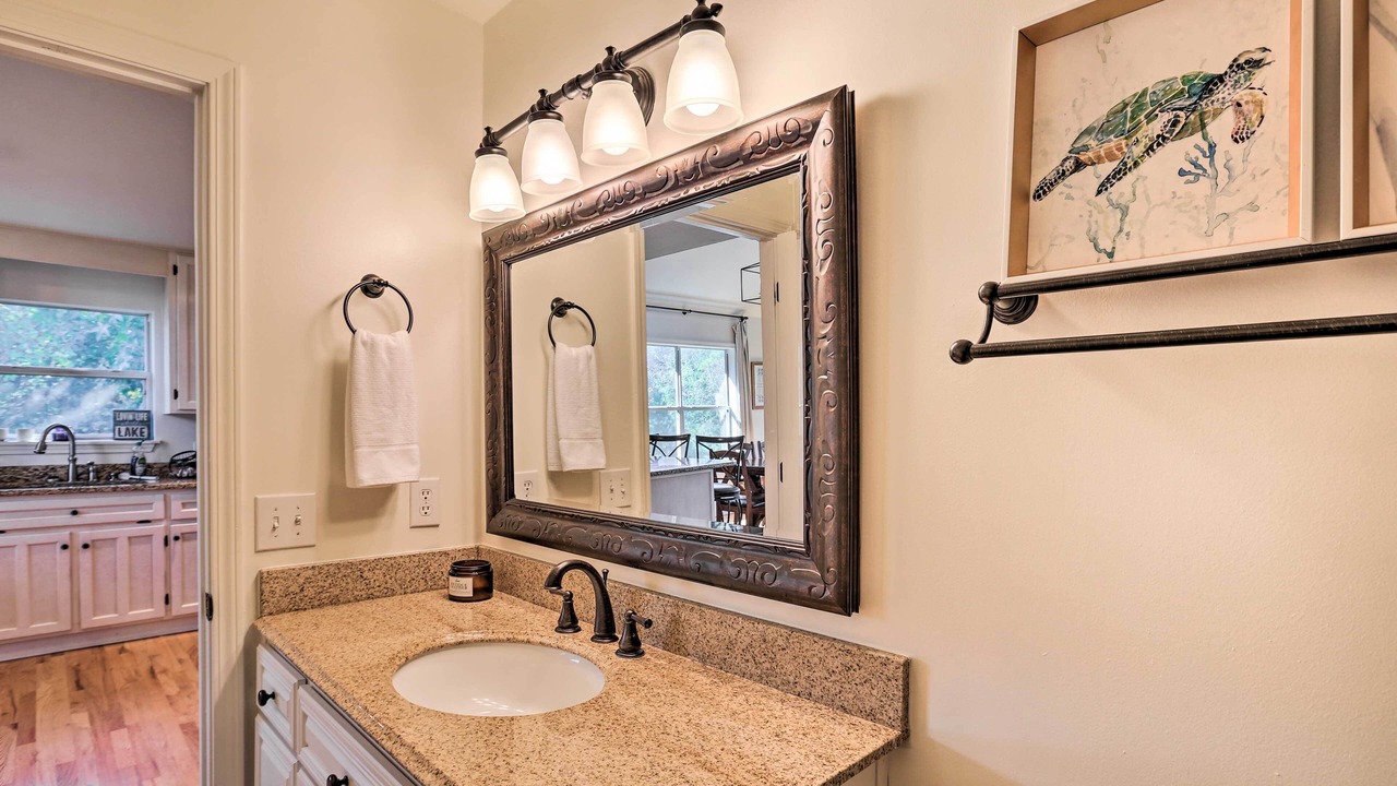 Photo of Bathroom in Dadeville