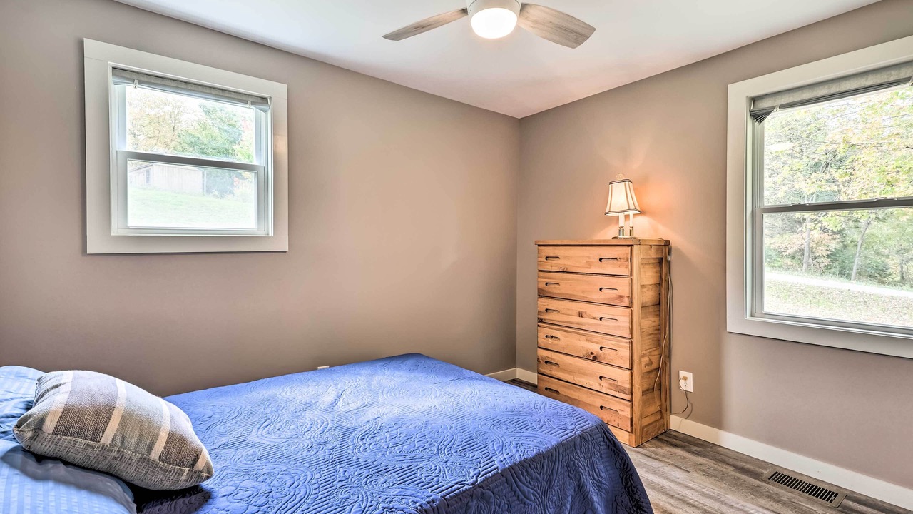 Photo of Bedroom in Frank