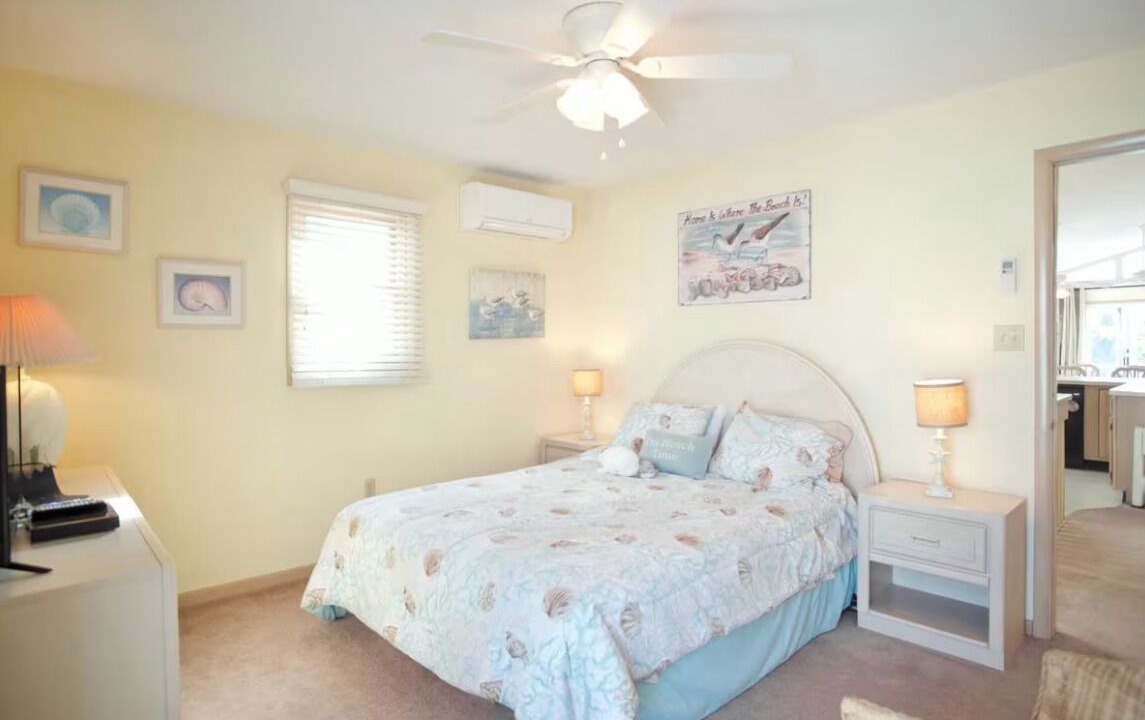 Photo of Bedroom in Townsend's Inlet