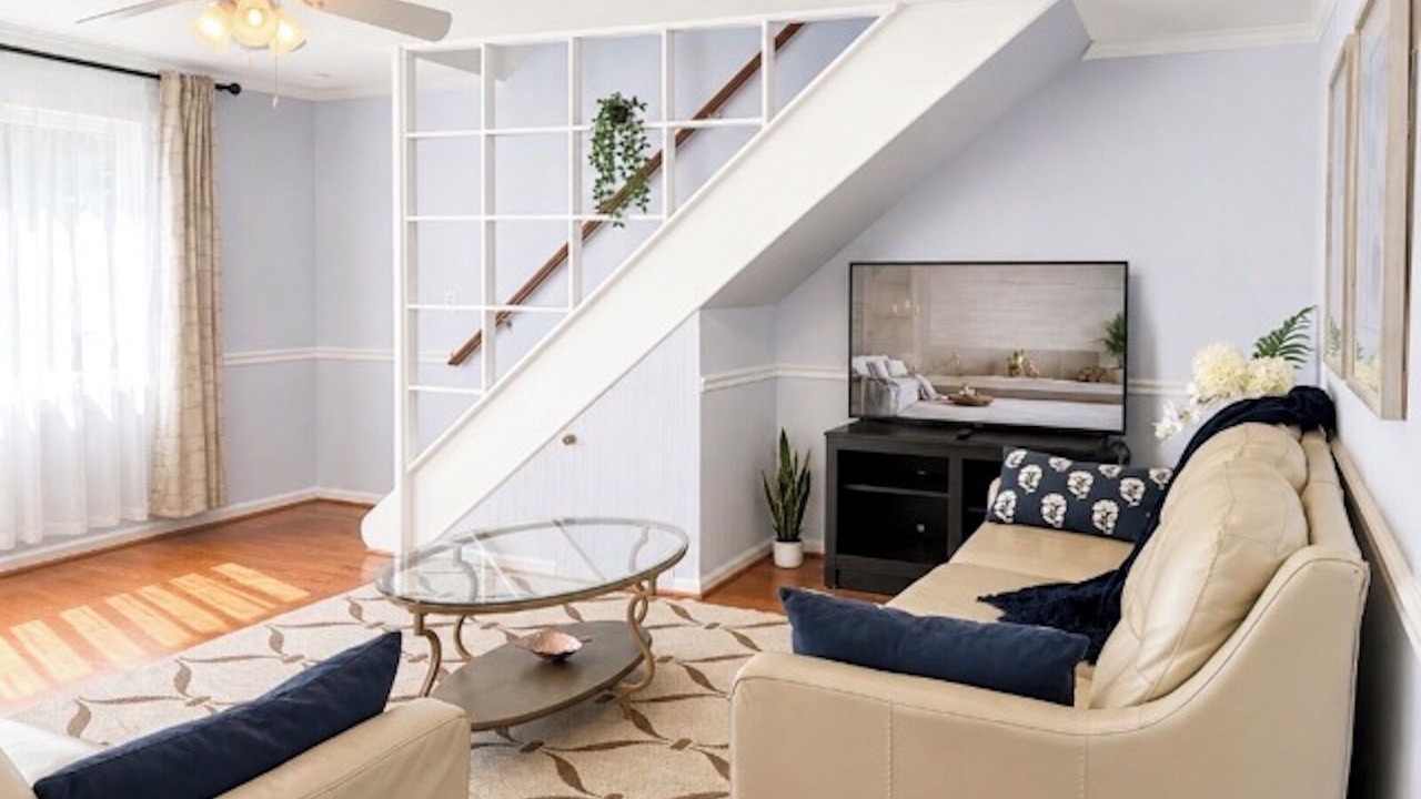 Photo of Livingroom in Fairfax