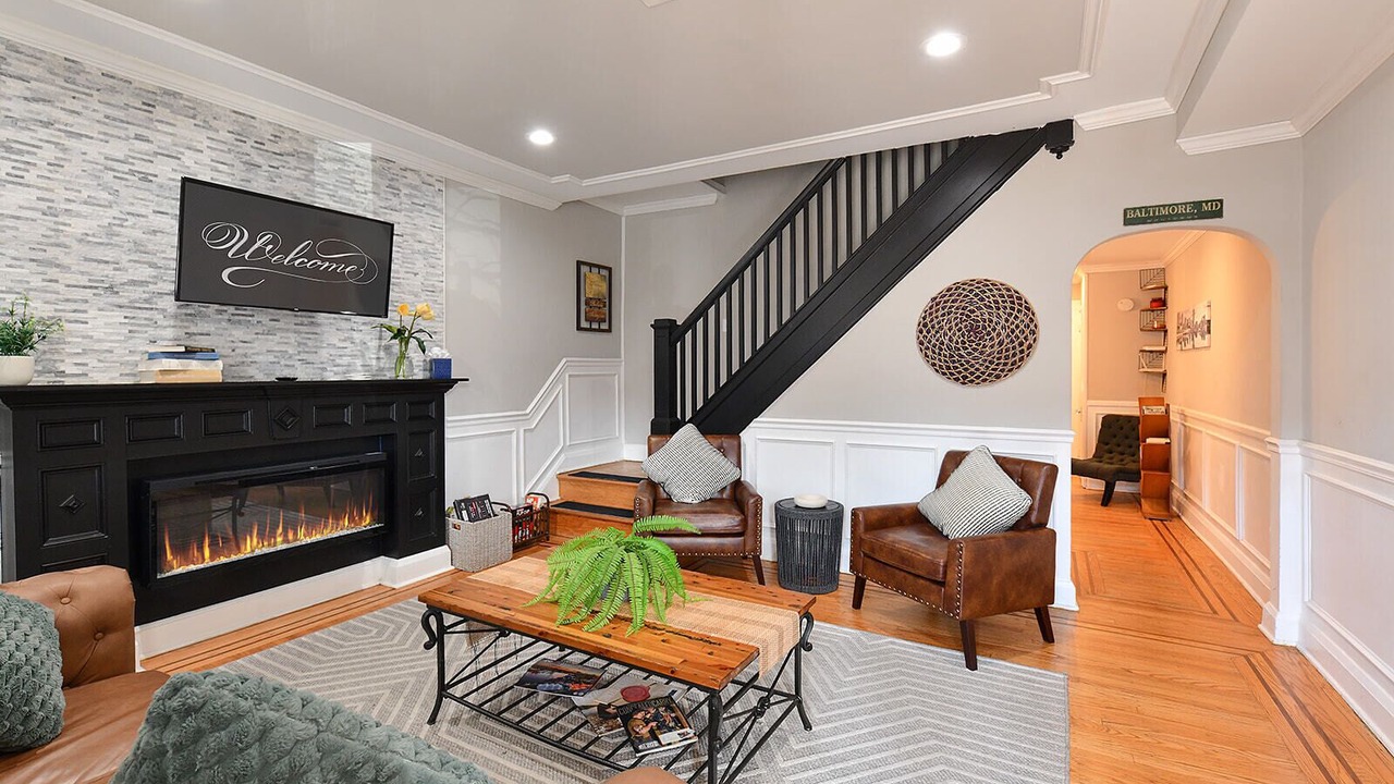 Photo of Livingroom in Bayview