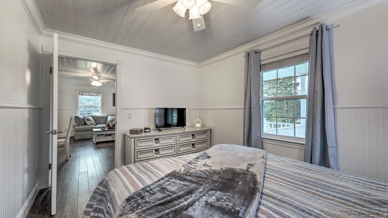 Photo of Bedroom in Dunlap