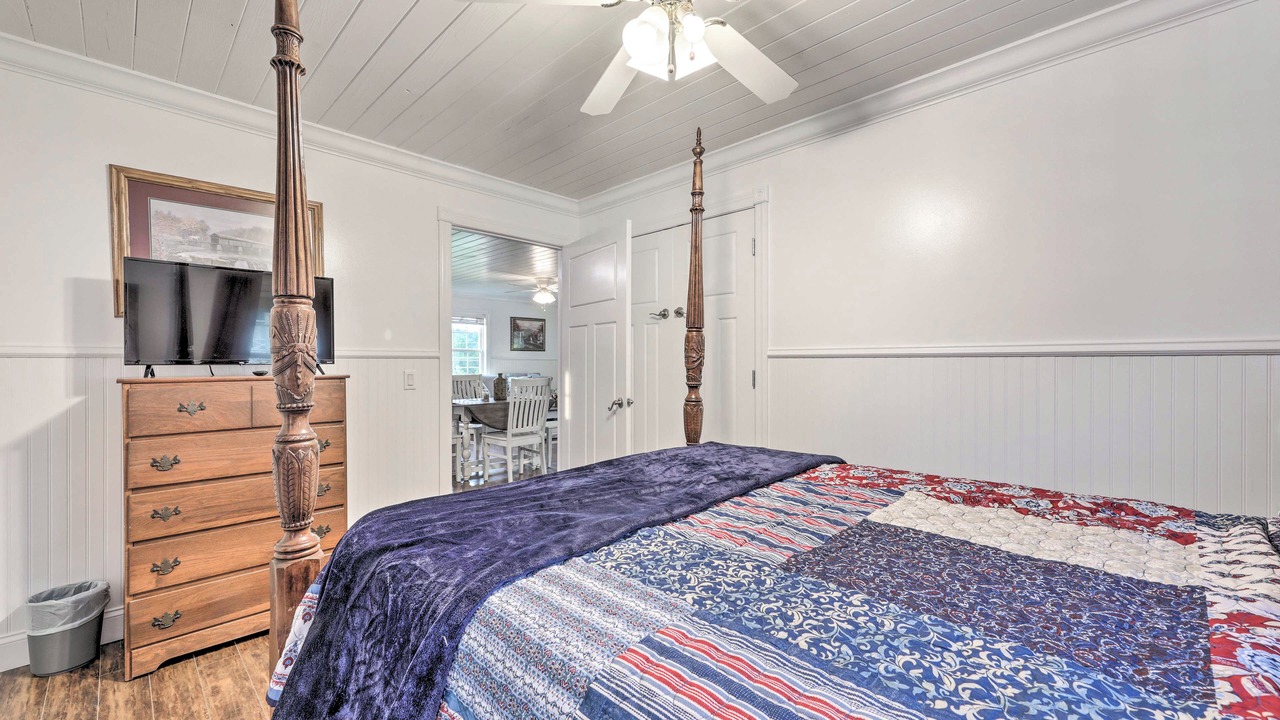 Photo of Bedroom in Dunlap