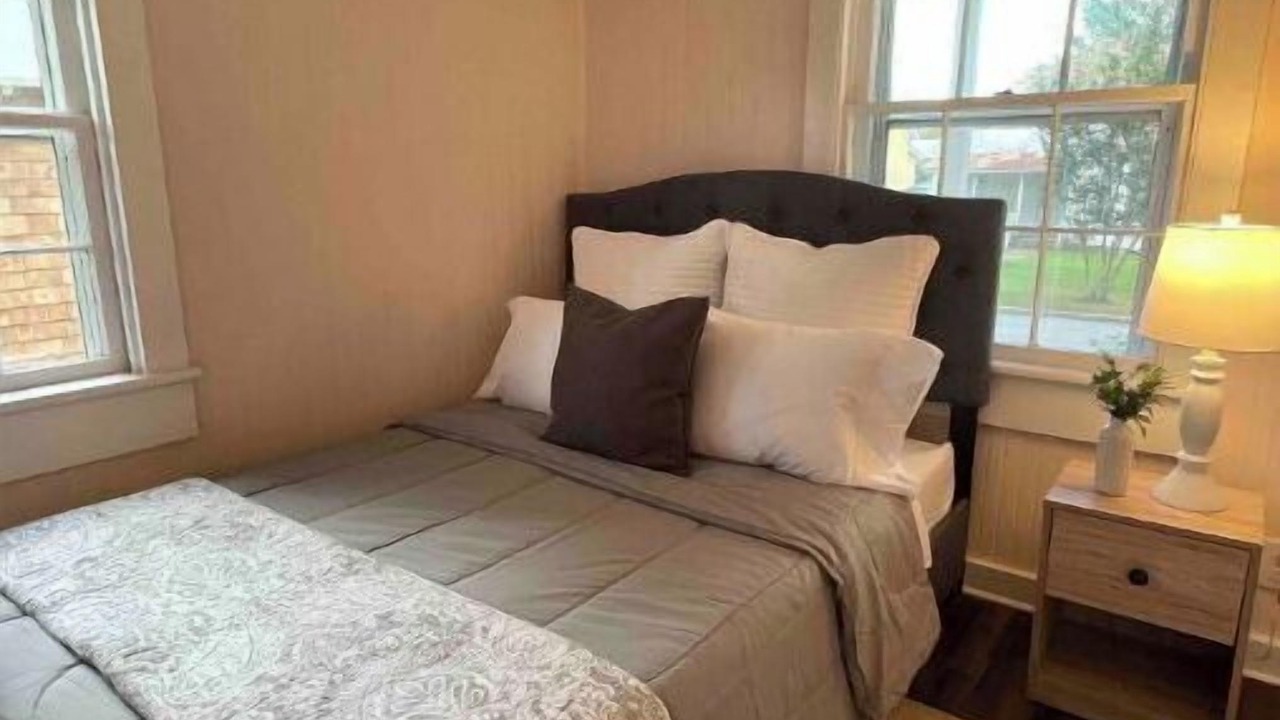 Photo of Bedroom in Edenton