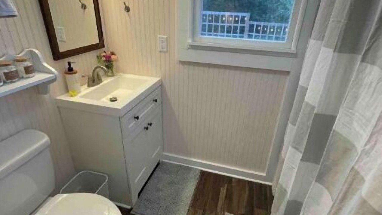 Photo of Bathroom in Edenton