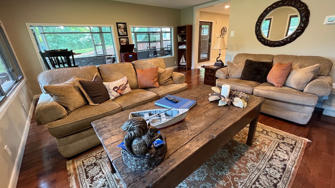 Photo of Livingroom in Loudon