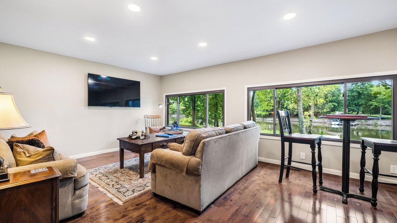 Photo of Livingroom in Loudon