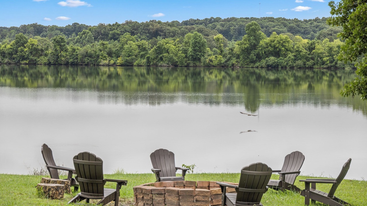 Photo of Outdoor in Loudon