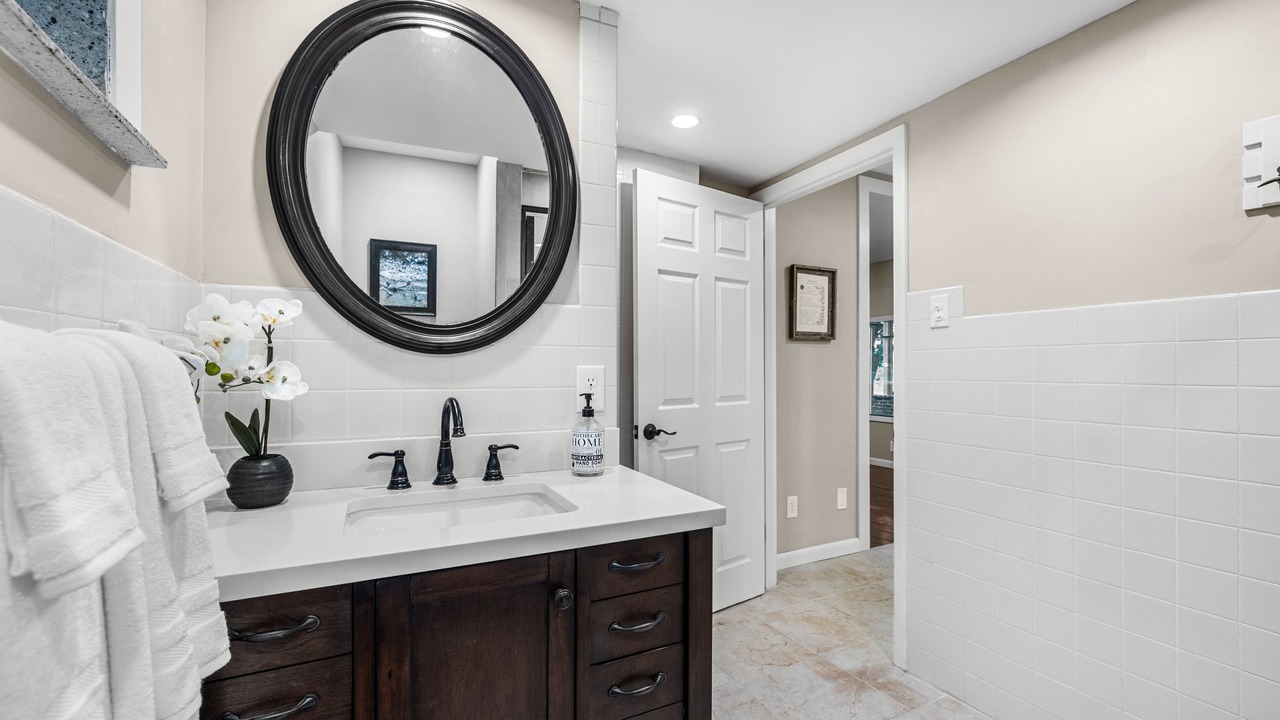 Photo of Bathroom in Loudon