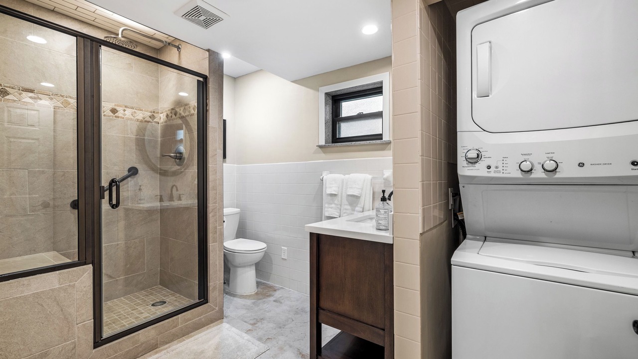 Photo of Bathroom in Loudon