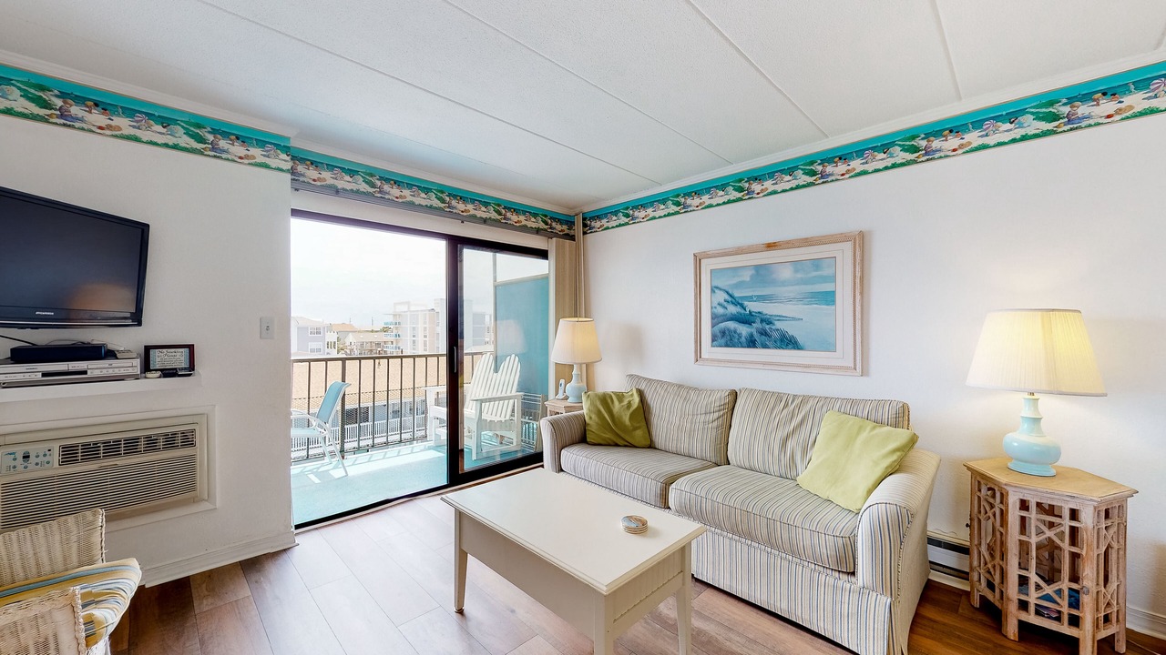 Photo of Livingroom in North Ocean City