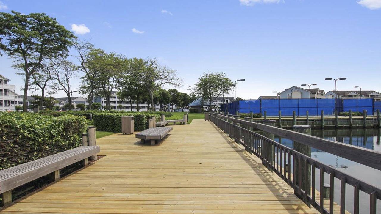 Photo of Patio Balcony in Heron Harbour Isle