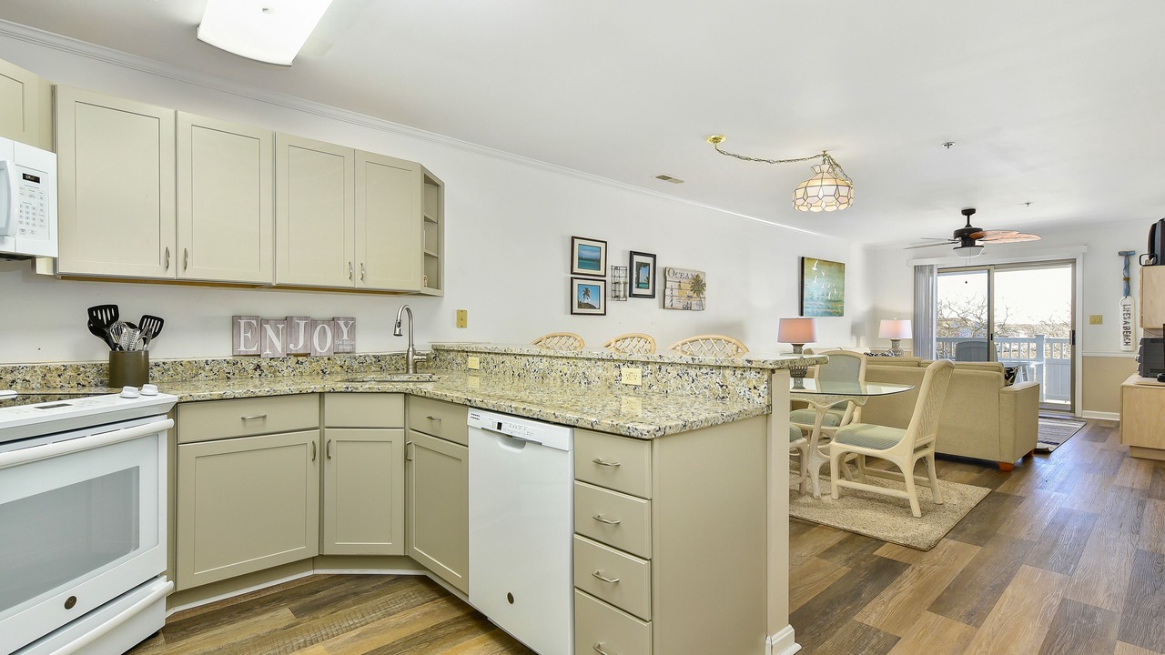 Photo of Kitchen in Heron Harbour Isle