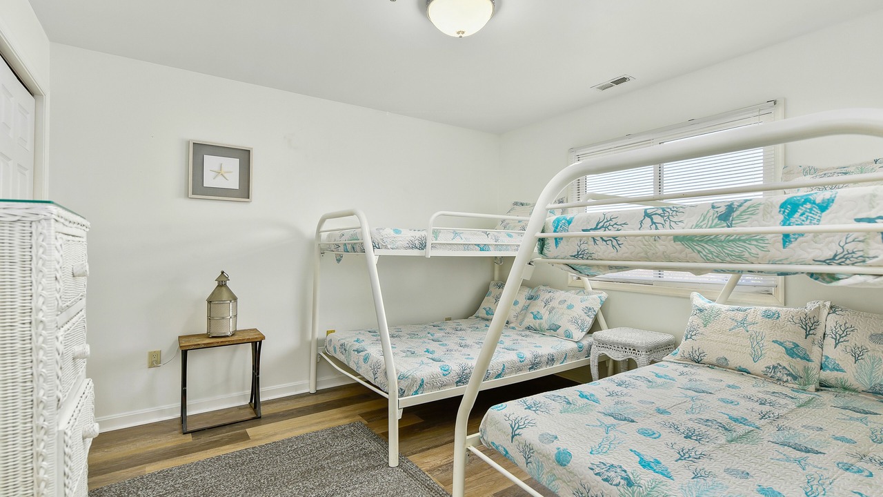 Photo of Bedroom in Heron Harbour Isle