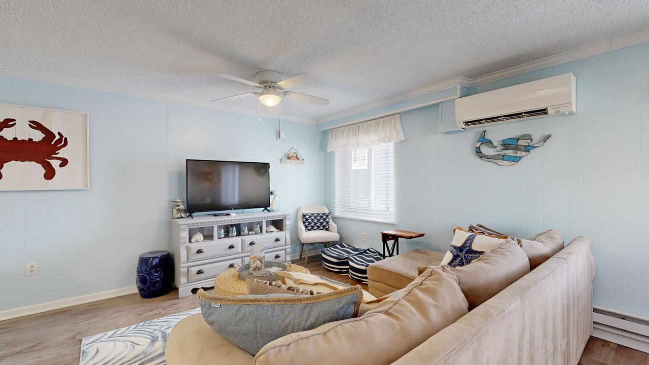 Photo of Livingroom in North Ocean City