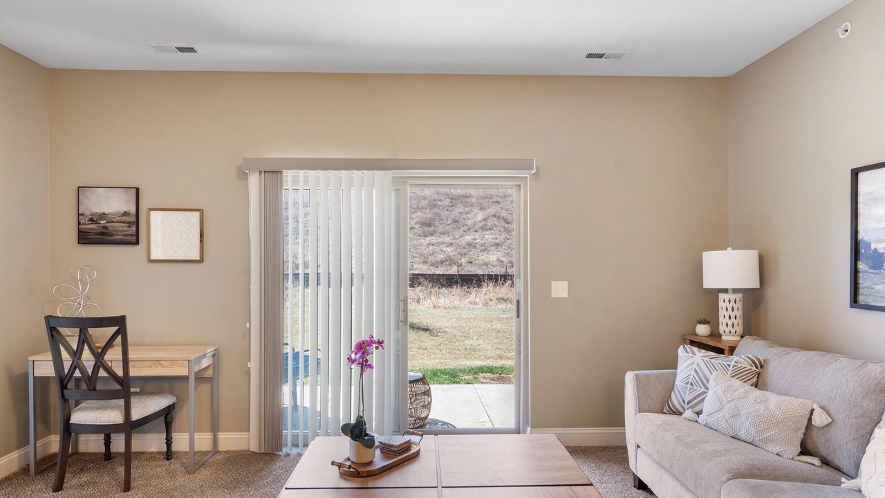 Photo of Livingroom in West Des Moines